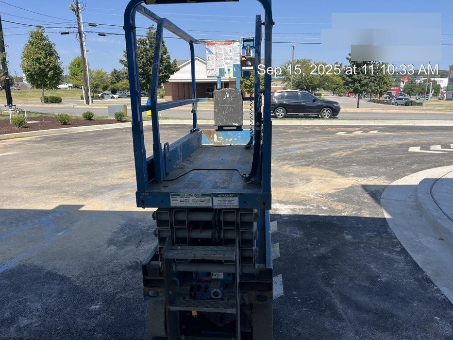 2019 Genie GS-1930 Fixed Rails with Chain Entry