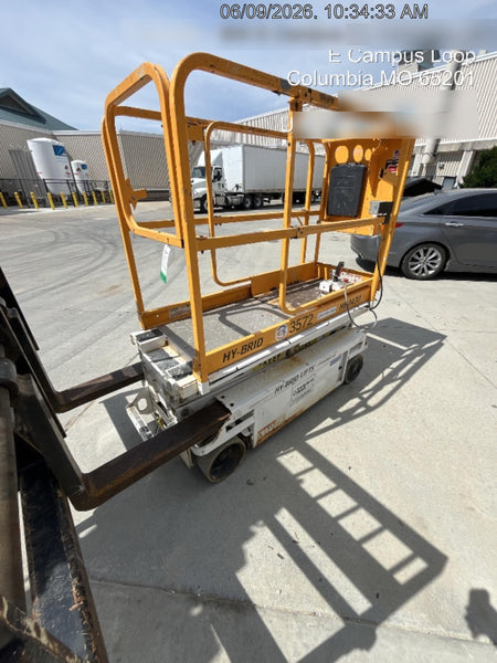 Custom Equipment HB-1430 Hy-Brid Scissor Lift
Platform capacity up to 670 lbs
Working height up to 20 ft
Weighs under 1,700 lbs
Non-marking wheels