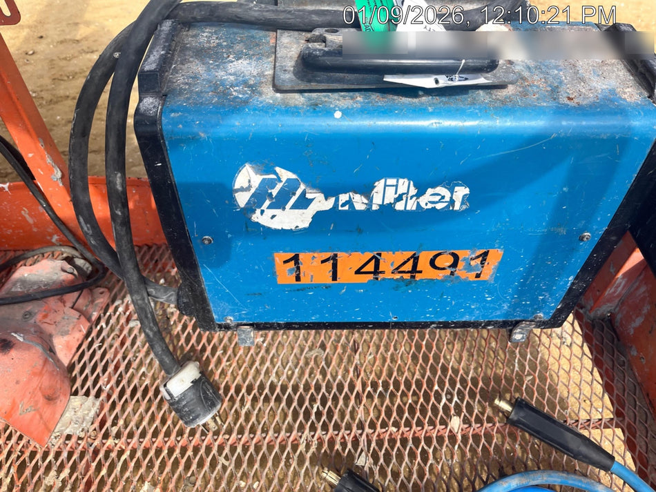 2021 JLG 1200SJP