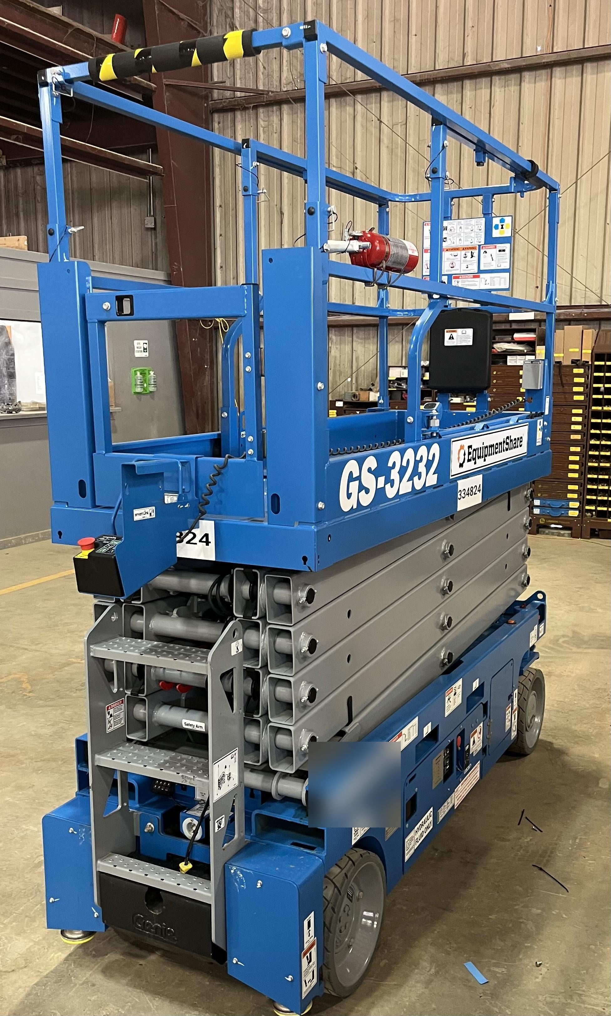 2023 GENIE GS-3232