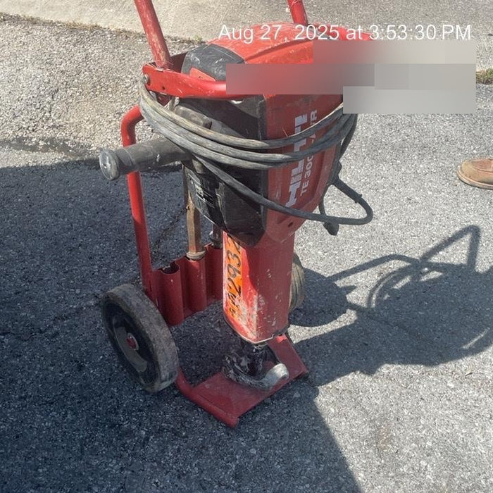 2020 HILTI TE 3000-AVR