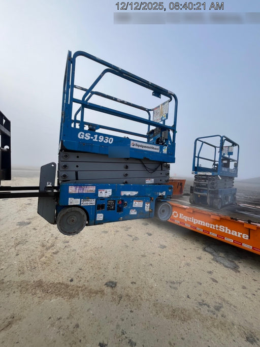 2019 Genie GS-1930 Fixed rails with chain Entry