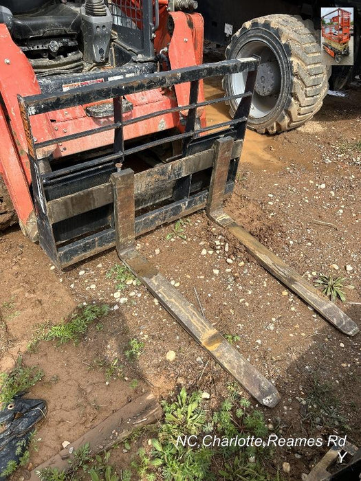 2022 ARROW MATERIAL HANDLING 60" Pallet Forks - Arrow