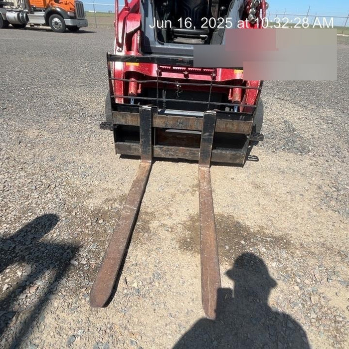 2022 ARROW MATERIAL HANDLING 60" Pallet Forks - Arrow