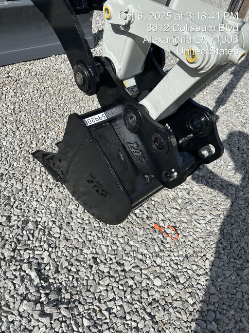 2025 TAKEUCHI 18" HD Bucket - Takeuchi