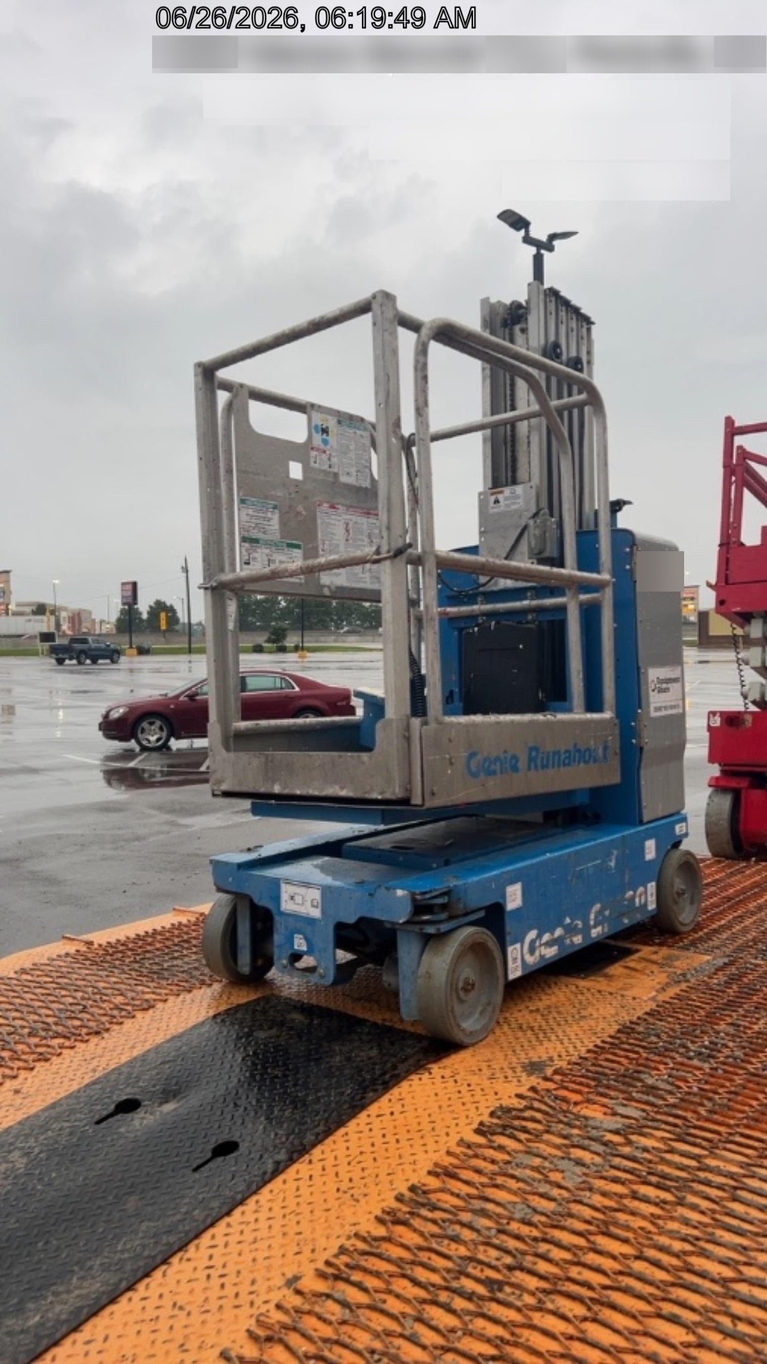 2019 GENIE GR-20