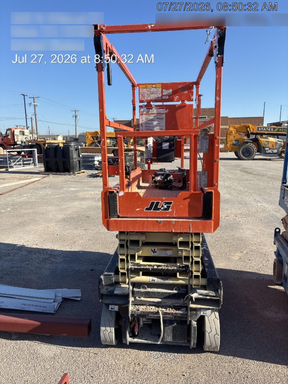2025 JLG ES1932