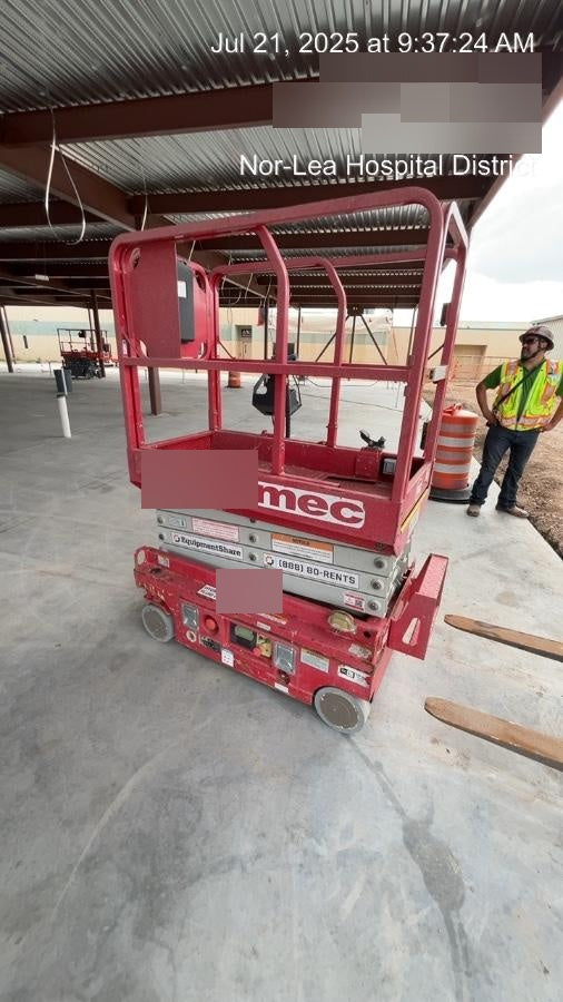 2020 MEC 1330SE Solid NM Tires, Steel Swing out Doors, LCS, Beacon, 900W Invertor