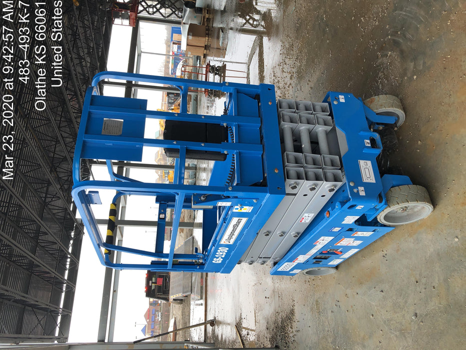 2020 Genie GS-1930 Solid Non Marking Tires, Beacon, Folding rails with half height swing gate
