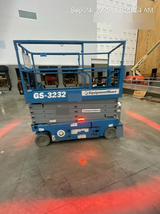 2018 Genie GS-3232 Genie GS-3232 Scissor Lift w/Standard Options