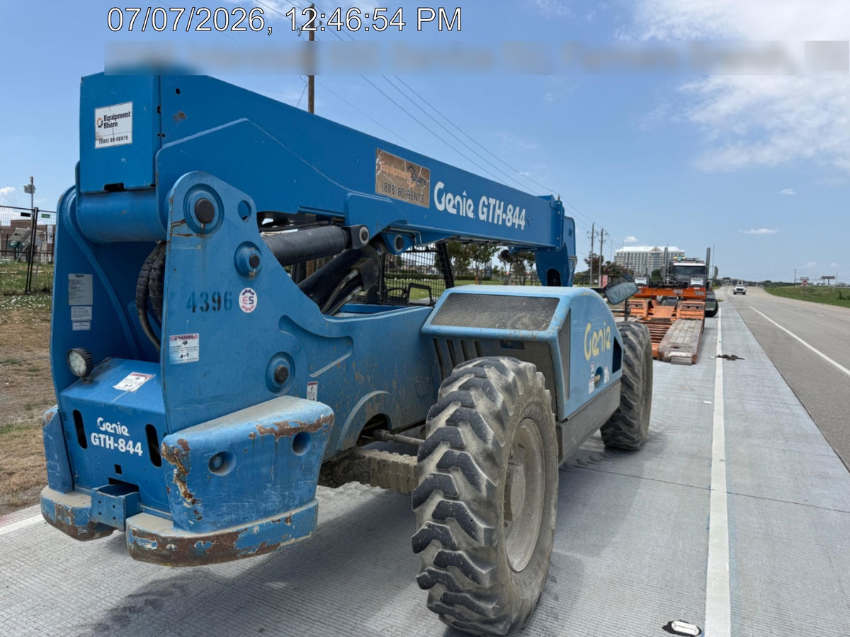 2017 GENIE GTH-844