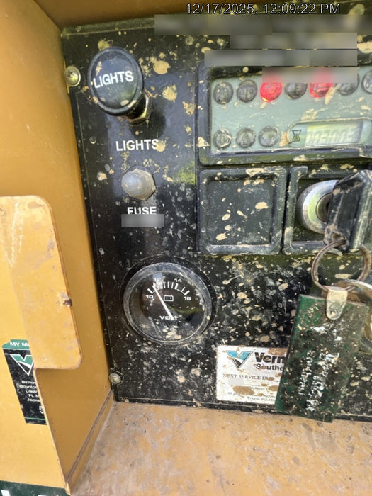 2021 Vac-Tron LP573XDT T4 Koehler Diesel Engine, 500 Gallon Debris Tank, x2 100 Gallon Water Tanks