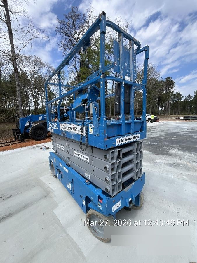2019 GENIE GS-3232