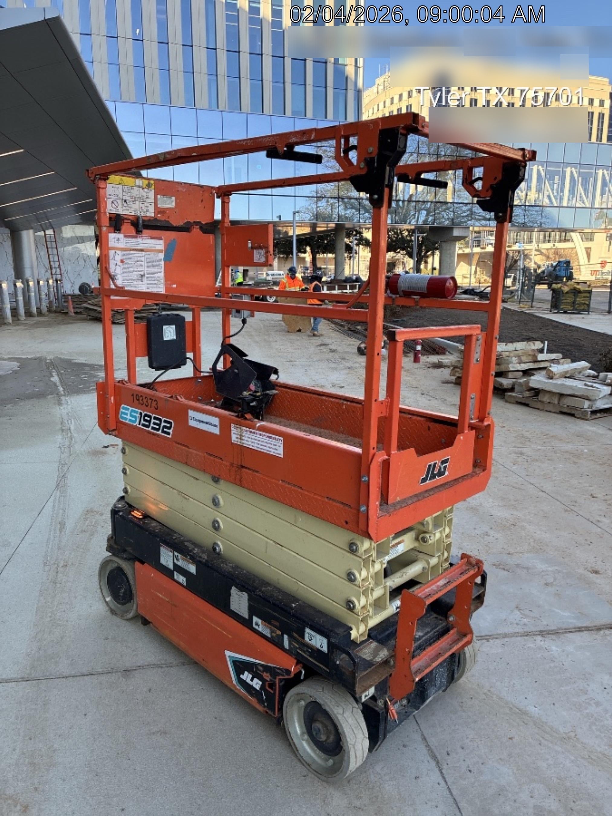 2021 JLG ES1932