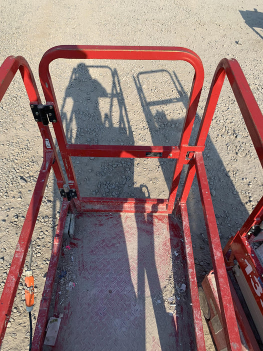 2020 MEC 1330SE Solid NM Tires, Steel Swing out Doors, LCS, Beacon, 900W Invertor