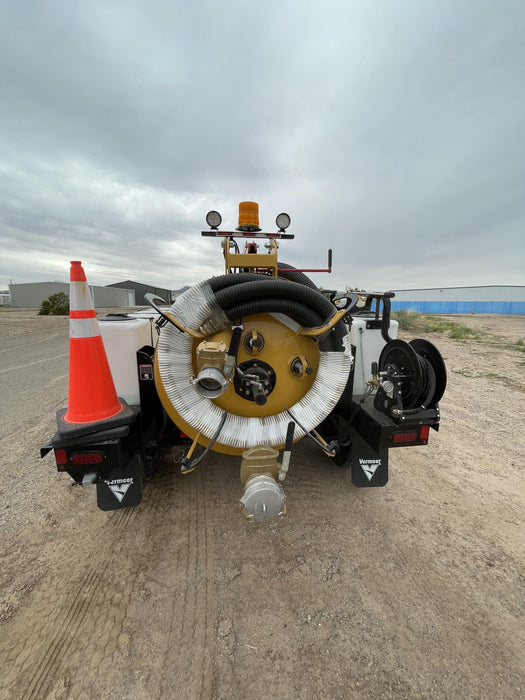 2023 Vac-Tron LP573XDT T4 Koehler Diesel Engine, 500 Gallon Debris Tank, x2 100 Gallon Water Tanks