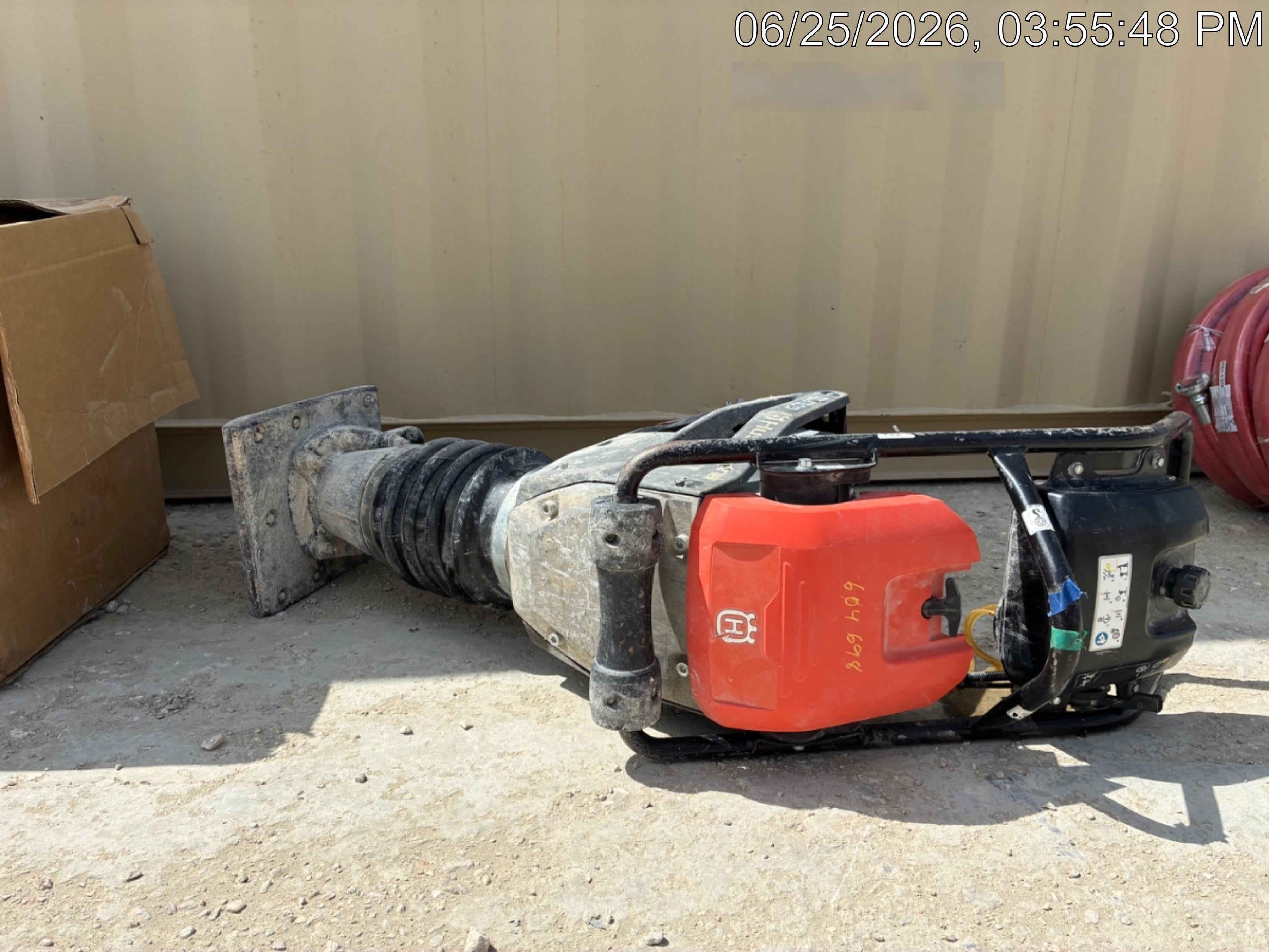 2025 HUSQVARNA LT6005