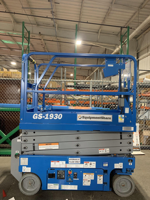 2019 Genie GS-1930 Half Height Swing Gate, 800W Inverter