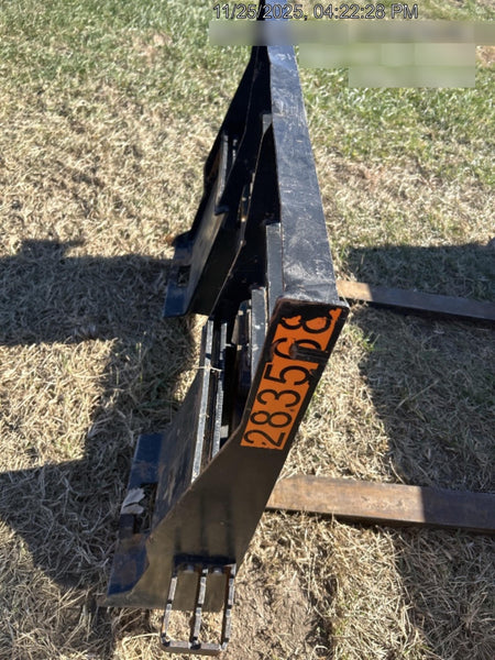 2022 ARROW MATERIAL HANDLING 48" Pallet Forks - Arrow