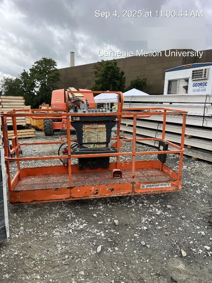 2021 JLG 660SJ