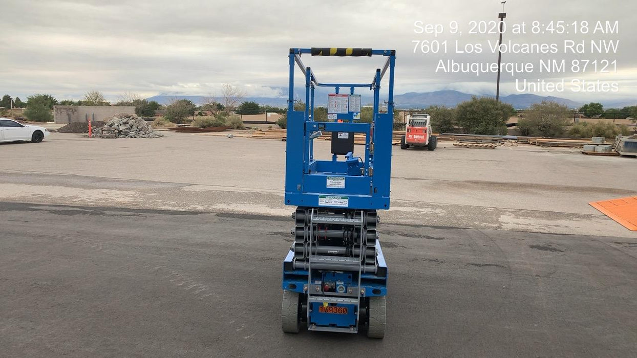 2020 Genie GS-2632 Solid NM Tires, Folding Rails with Half-Height Swing Gate, Beacon