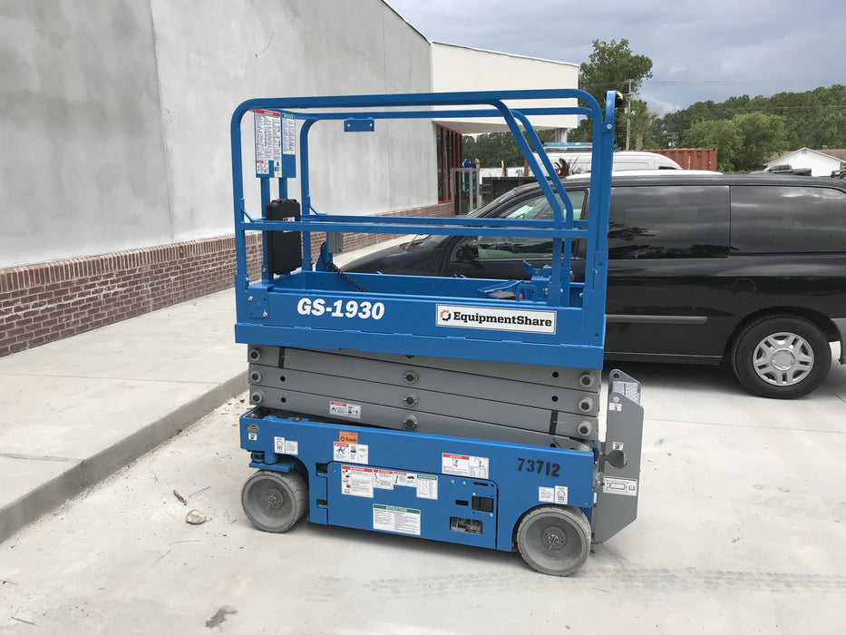 2020 Genie GS-1930 Fixed rails with chain entry gate - Pre A92.20