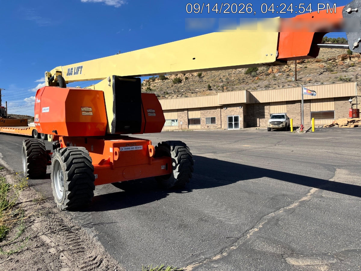 2023 JLG 800AJ