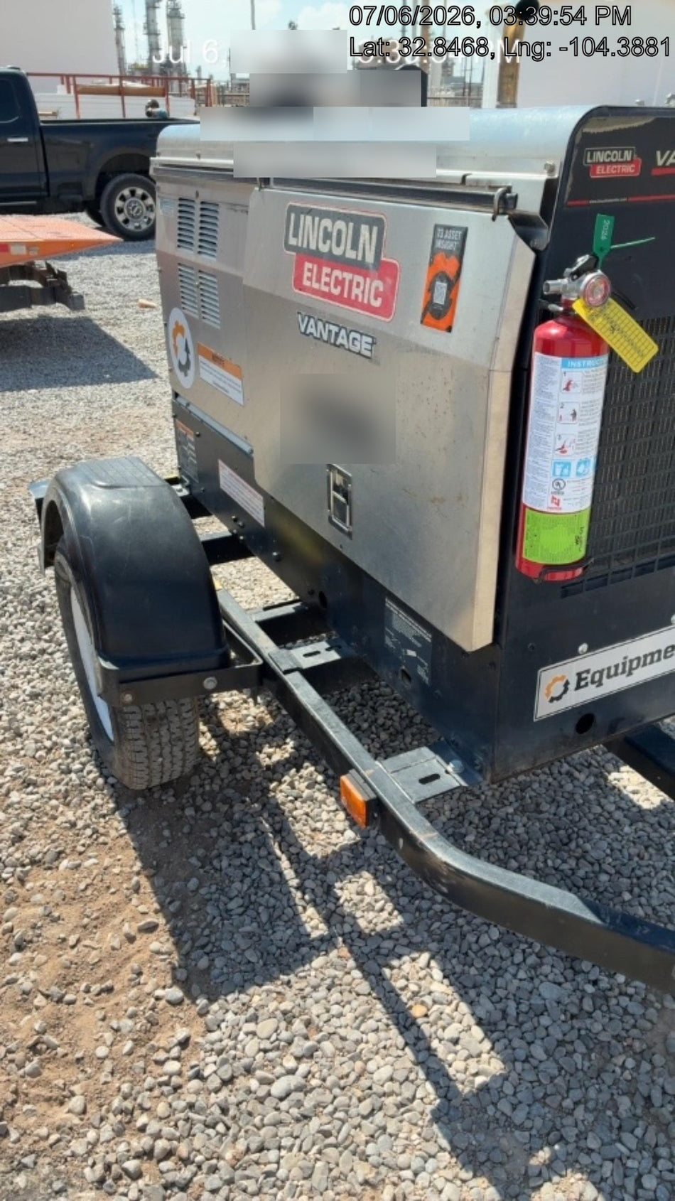 2018 Lincoln Electric Vantage 322 Welder Ready-Pak 3, Two wheel trailer, Fender and Light kit, Cable Rack