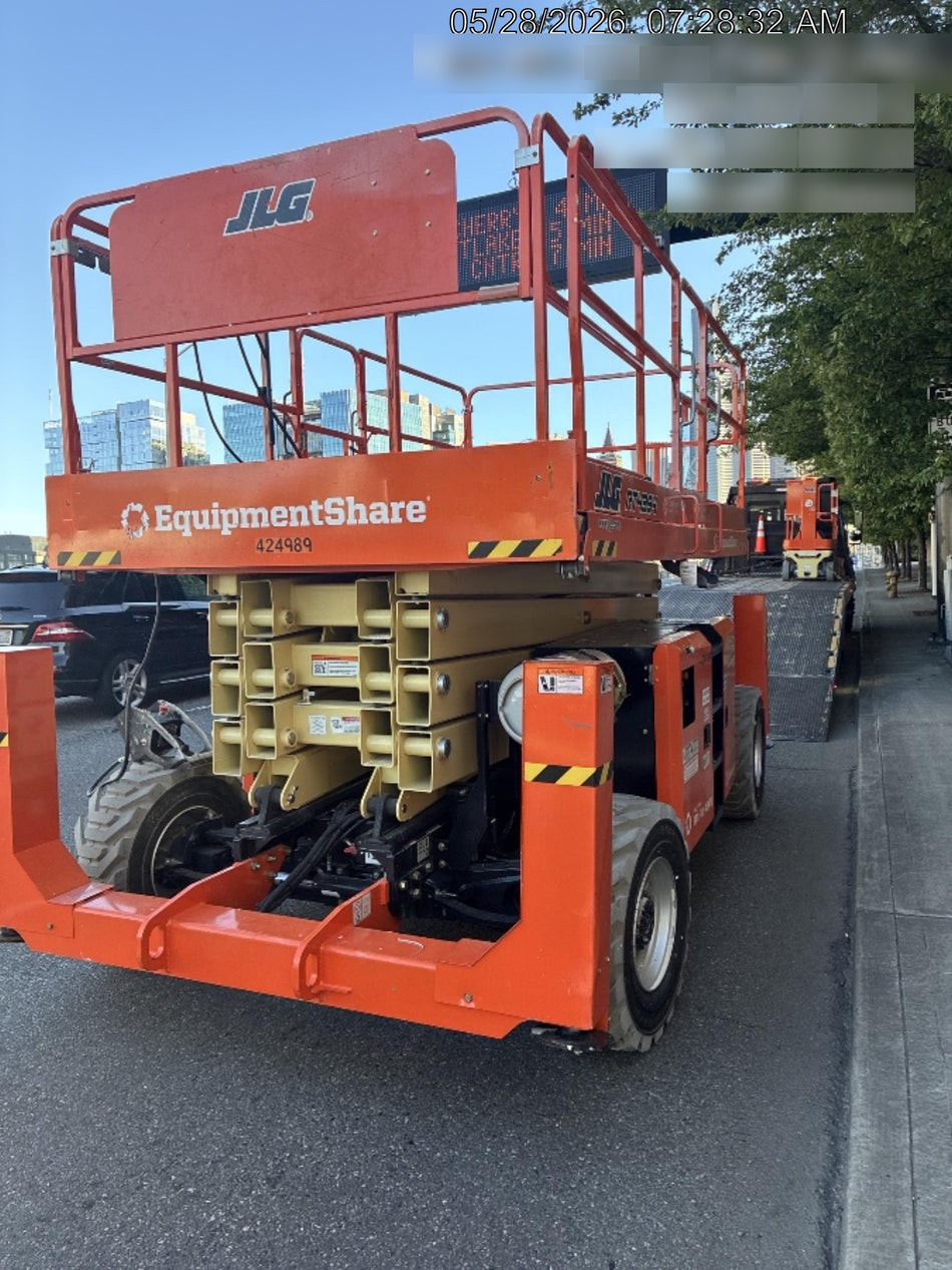2024 JLG RT4394