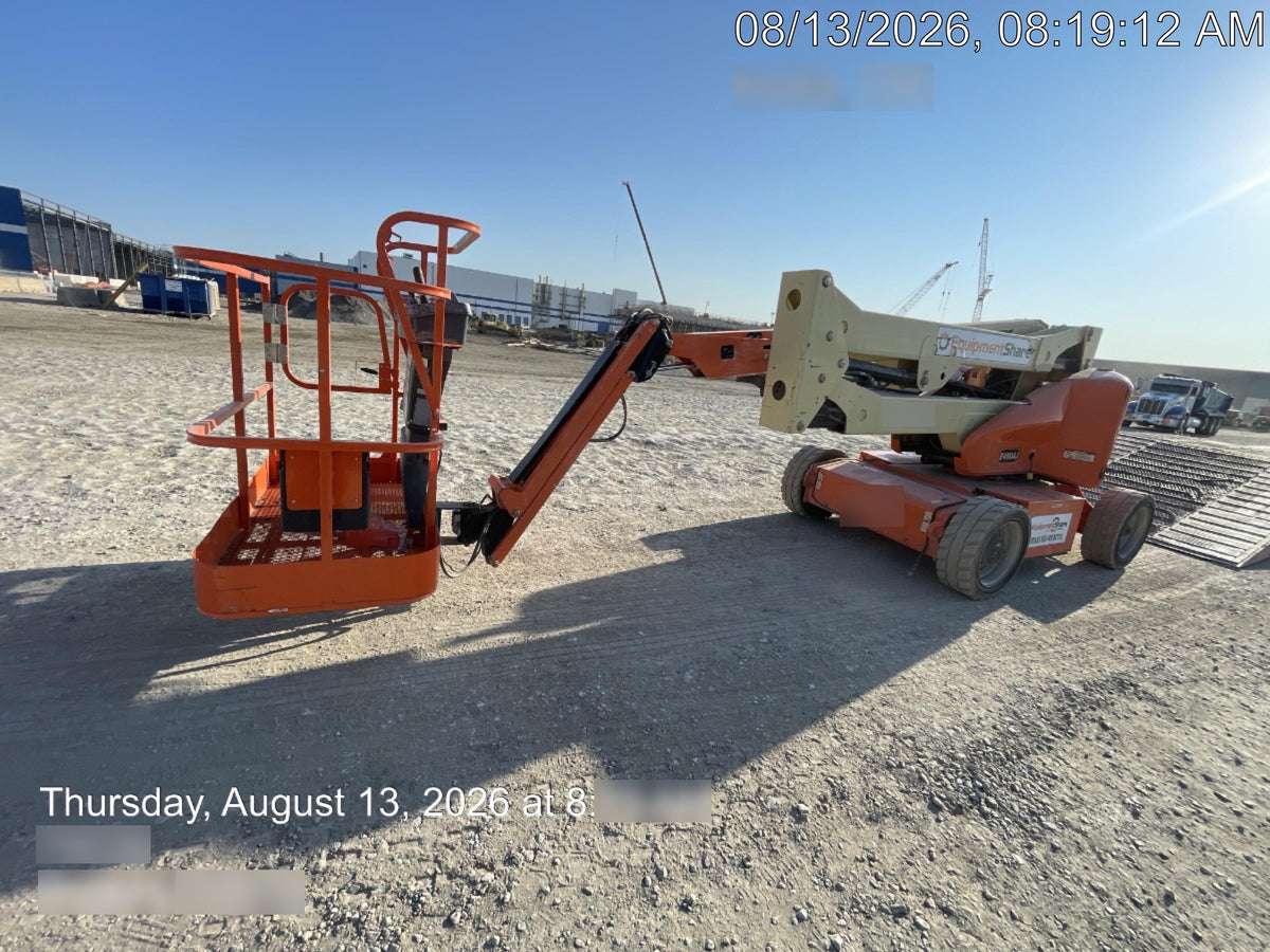 2019 JLG E450AJ