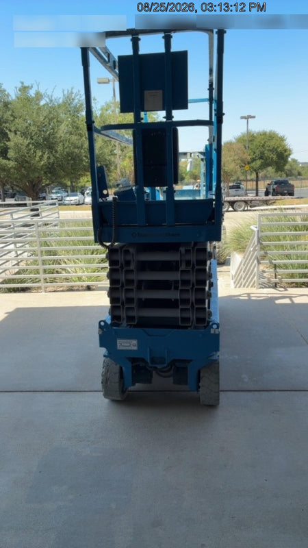 2017 GENIE GS-3232