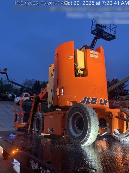 2019 JLG E300AJP