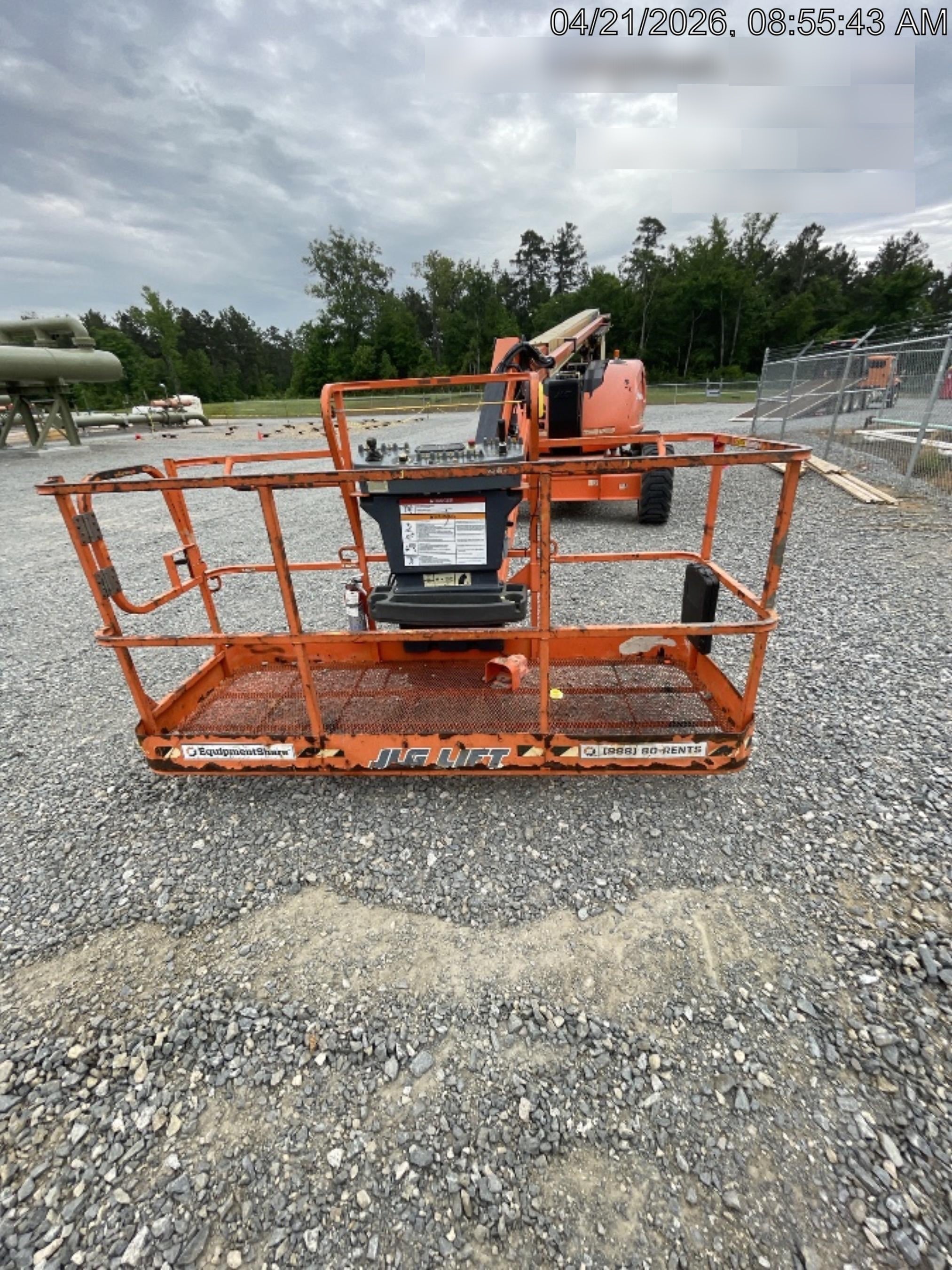 2021 JLG 600AJ