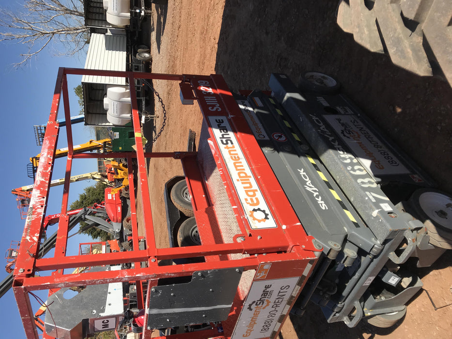2018 Skyjack SJIII-3219 Skyjack SJIII3219 Scissor Lift w/Trojan Batteries