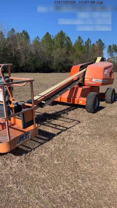 2019 JLG 400S