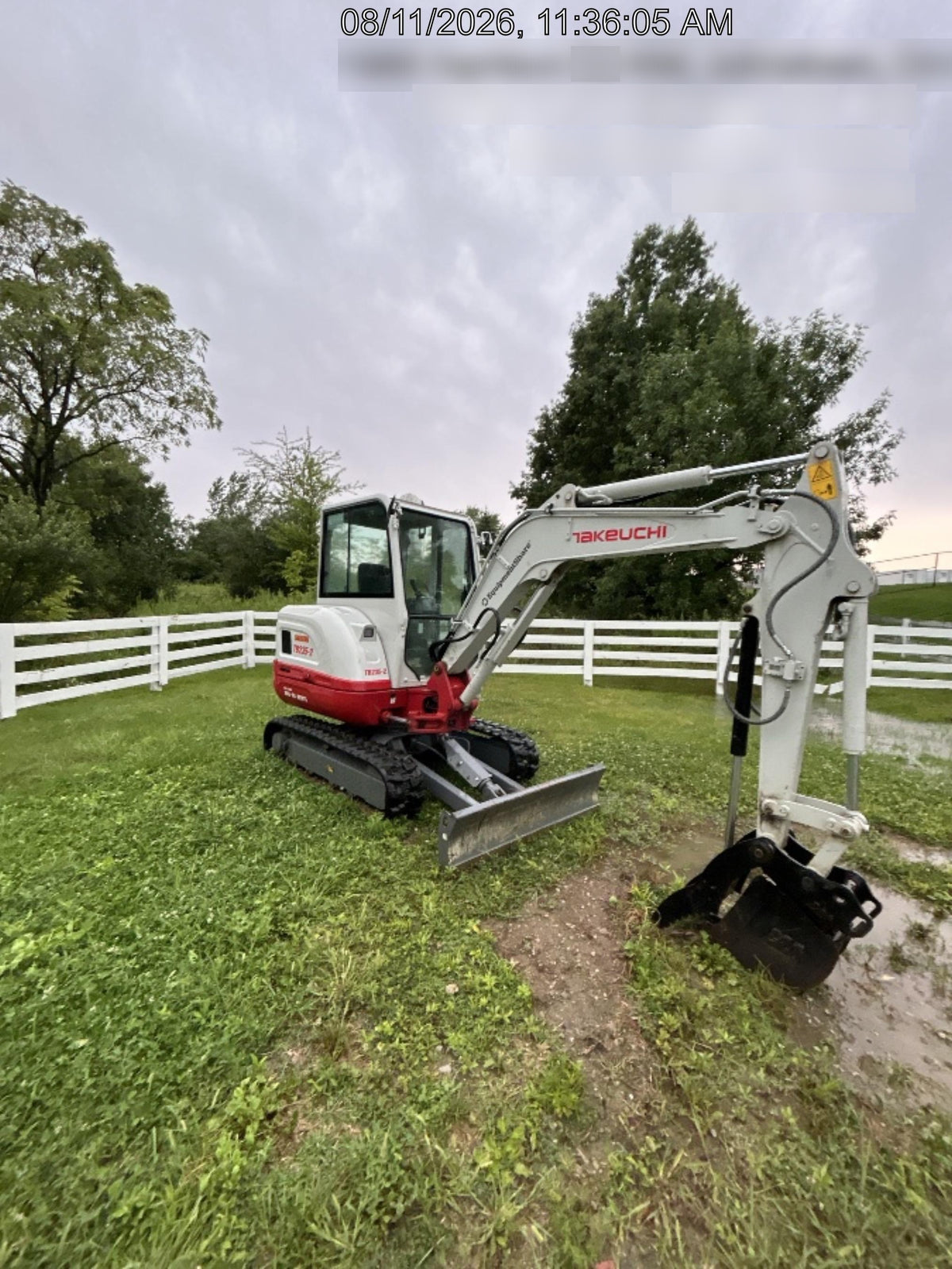 2025 TAKEUCHI TB235-2CR