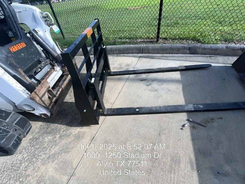 2025 ARROW MATERIAL HANDLING F5100CB - 72"