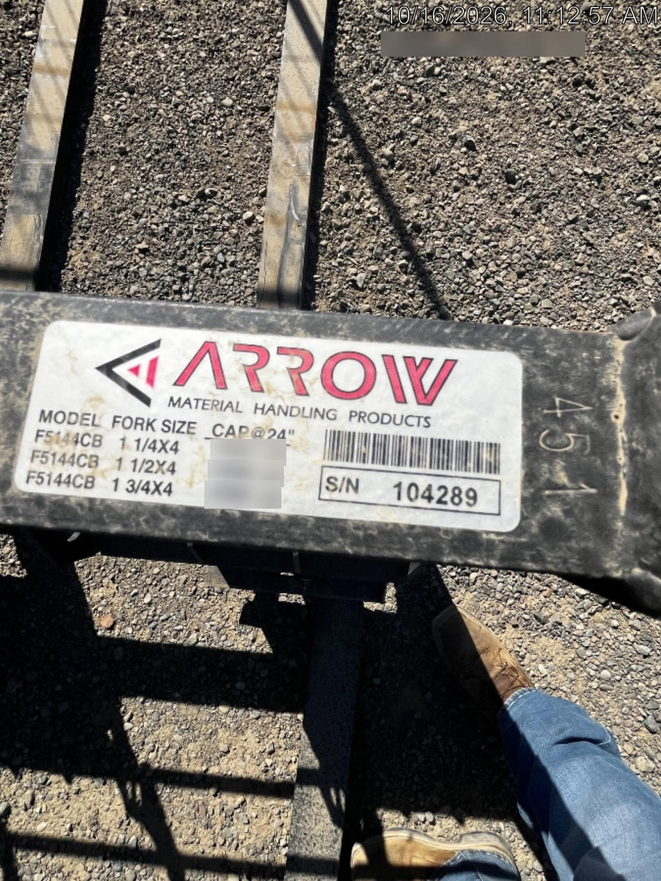 2026 ARROW MATERIAL HANDLING 72" Pallet Forks - Arrow