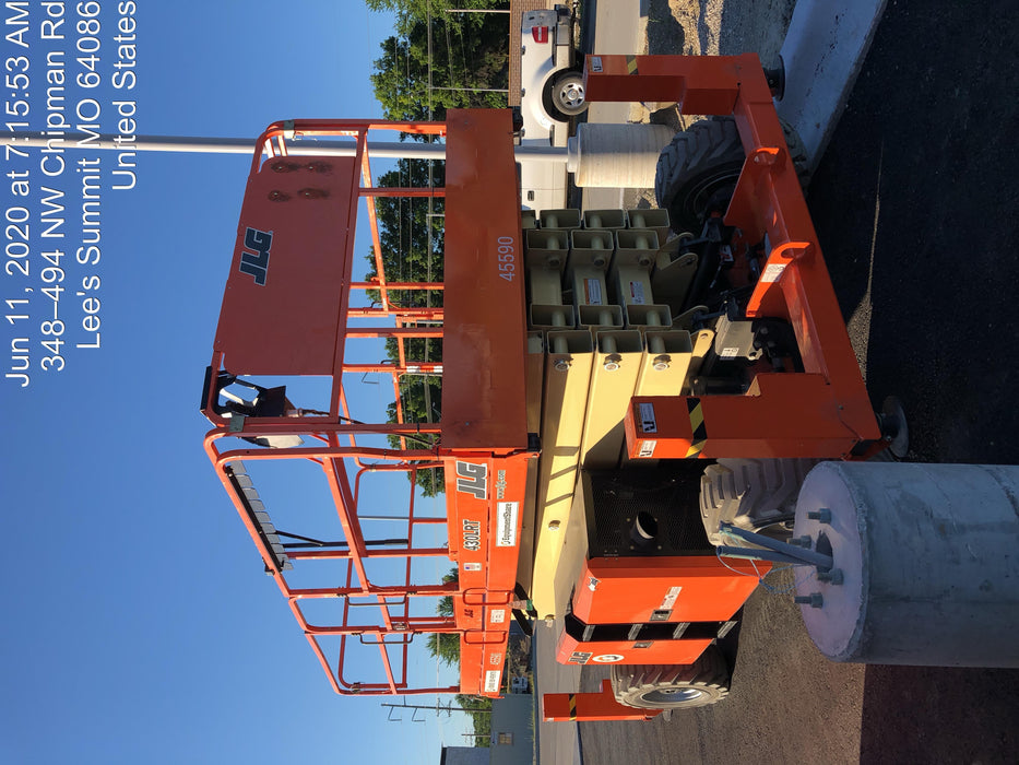 2019 JLG 430LRT