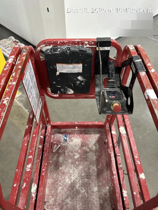 2020 MEC 1330SE Solid NM Tires, Steel Swing out Doors, LCS, Beacon, 900W Invertor