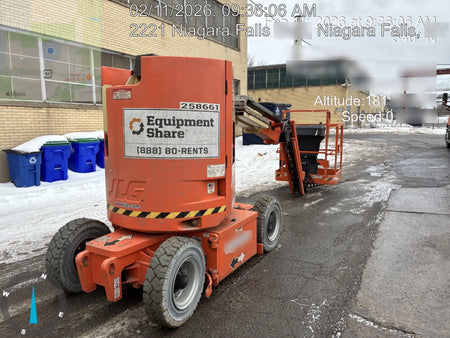 2022 JLG E300AJP
