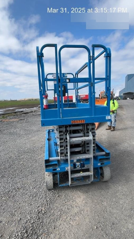 2022 GENIE GS-3246