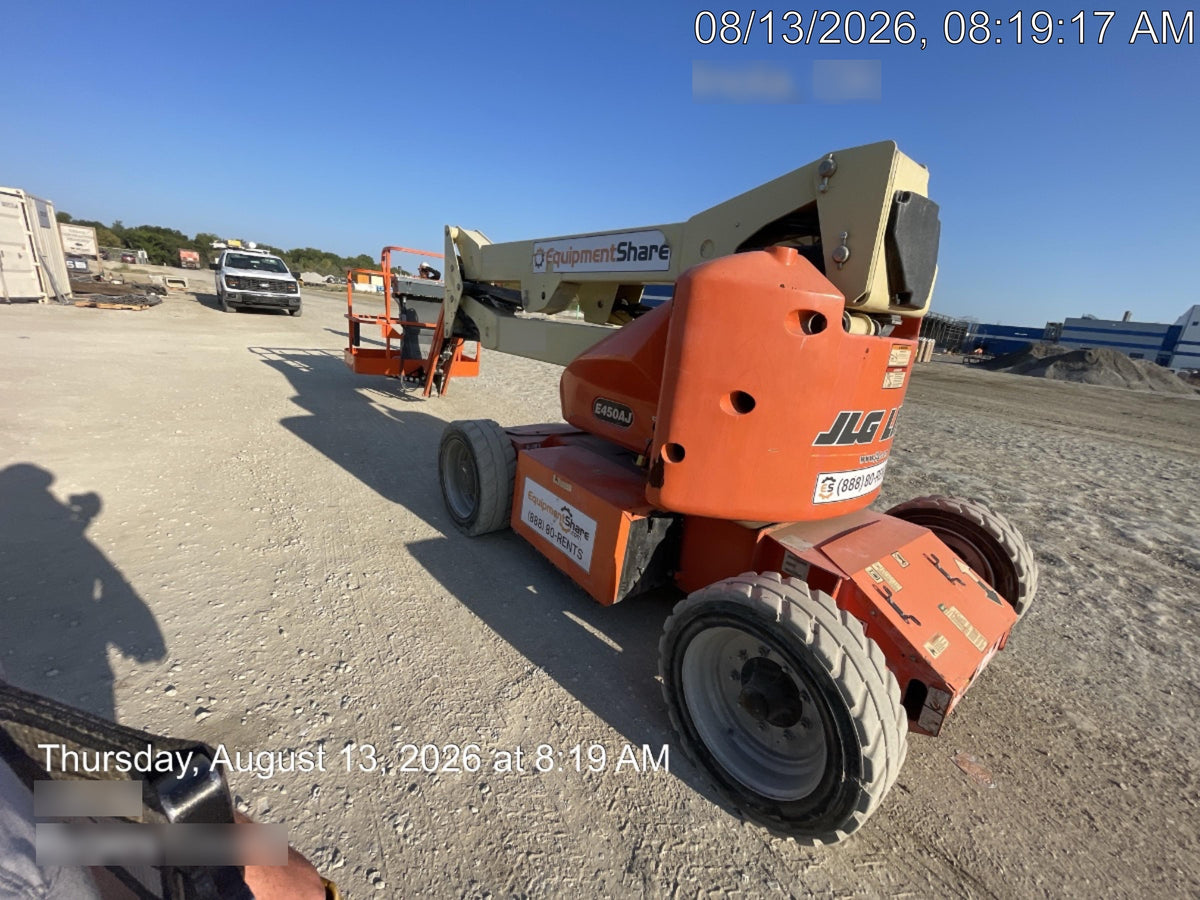 2019 JLG E450AJ