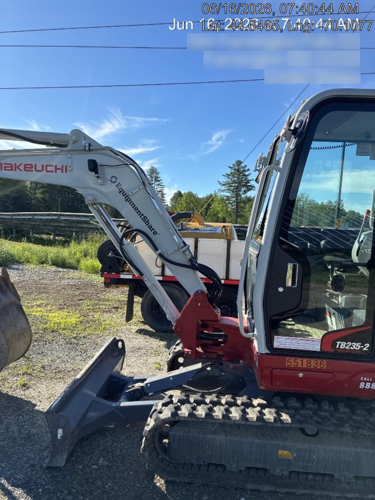 2025 TAKEUCHI TB235-2CR
