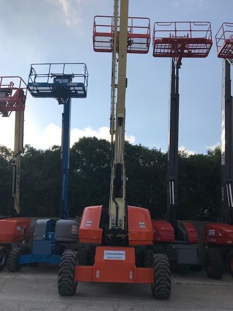 2019 JLG 660SJ