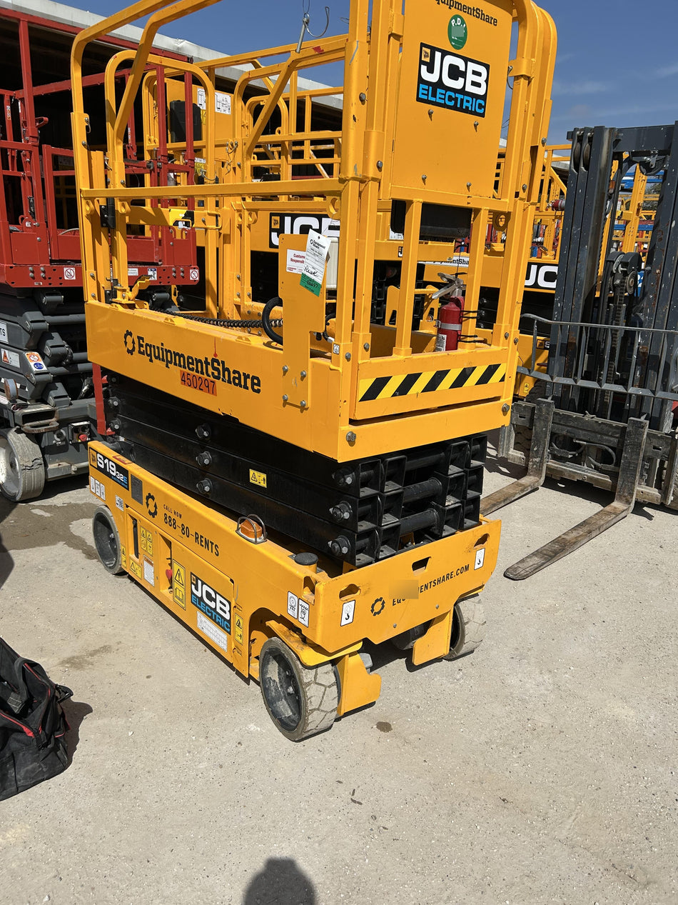 2024 JCB S1932E