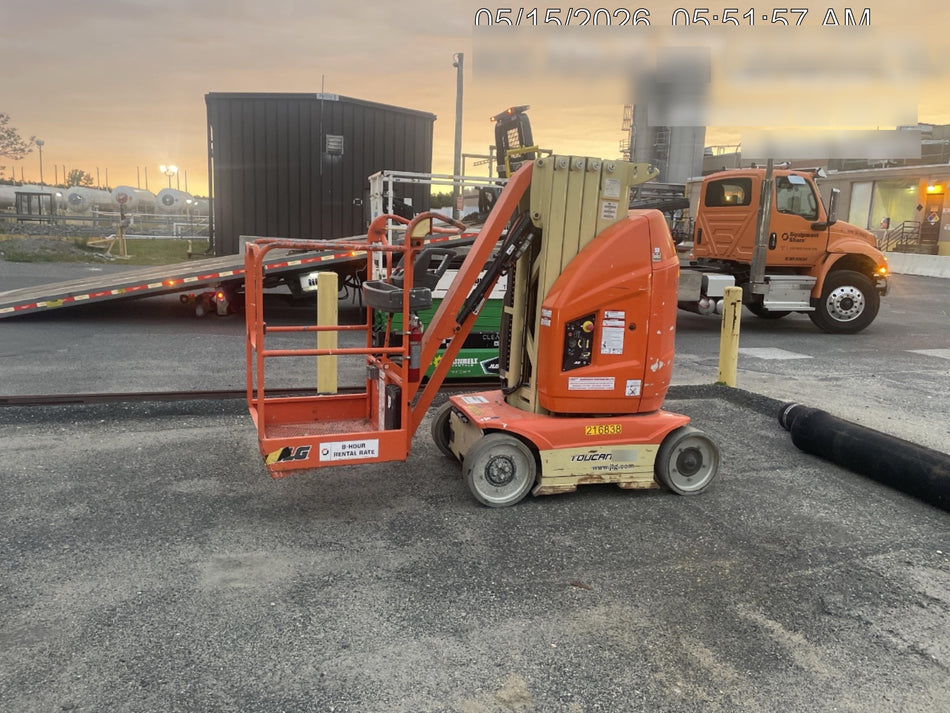 2022 JLG 26E