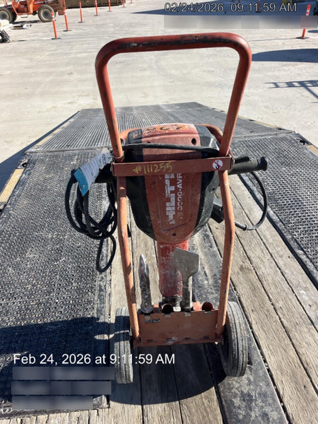 2020 HILTI TE 3000-AVR