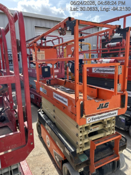 2021 JLG ES1932
