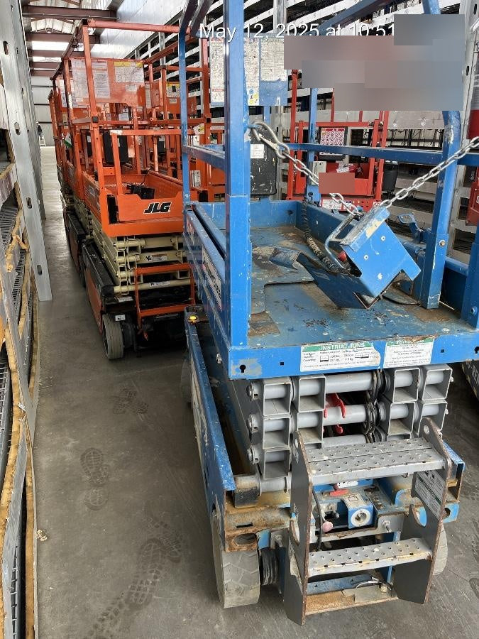 2019 Genie GS-1930 Fixed rails with chain Entry